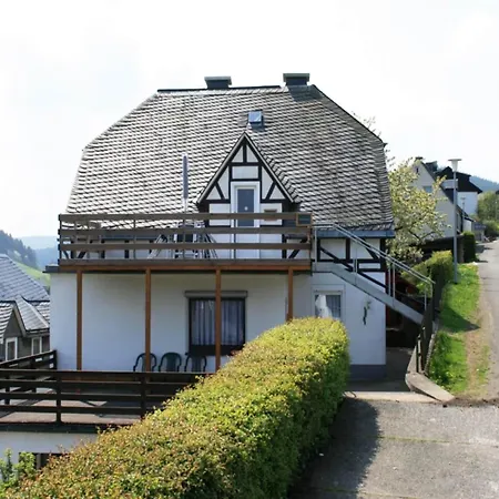 Bright And Spacious Flat In Schwalefeld Near With Private Terrace *